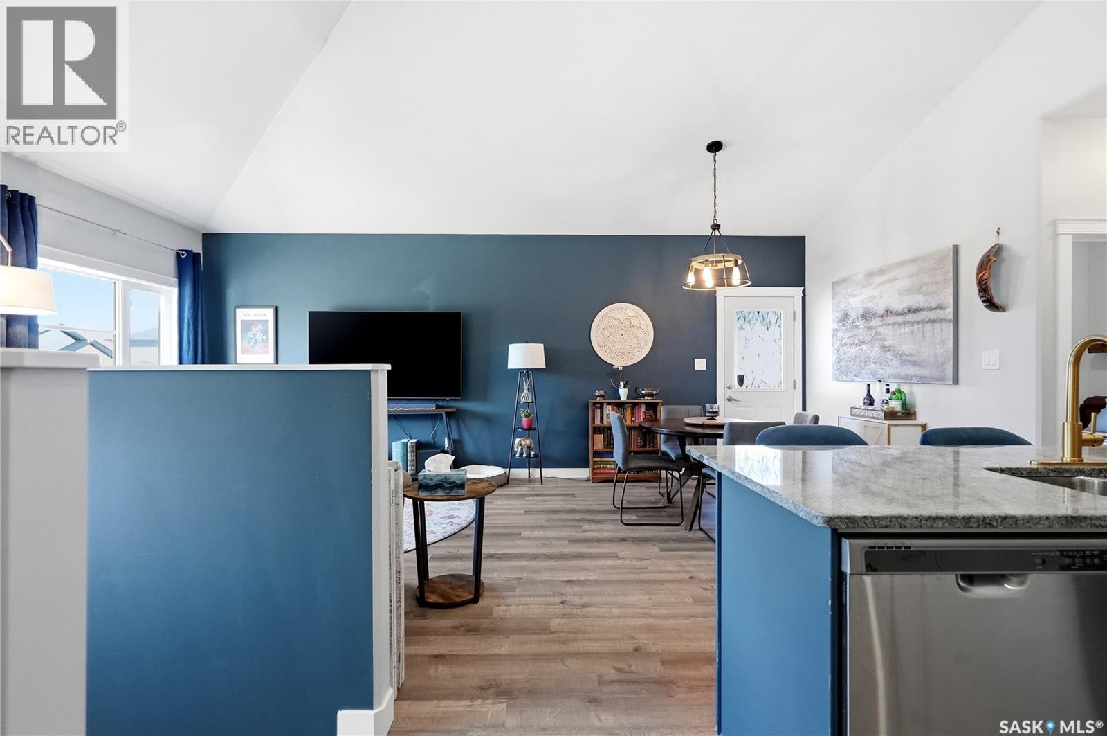 415 Boykowich Street, Saskatoon, SK - Indoor