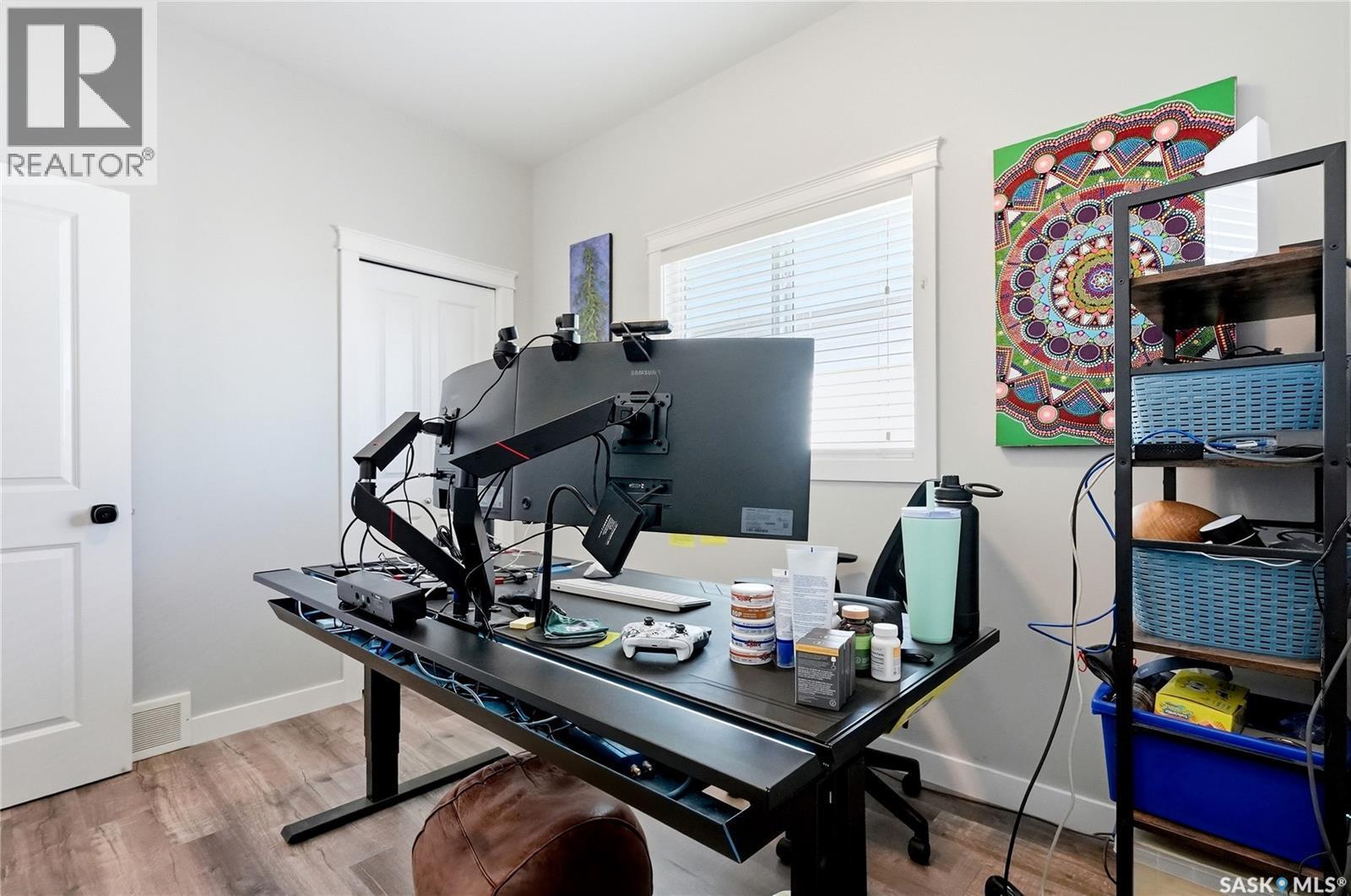 415 Boykowich Street, Saskatoon, SK - Indoor Photo Showing Office