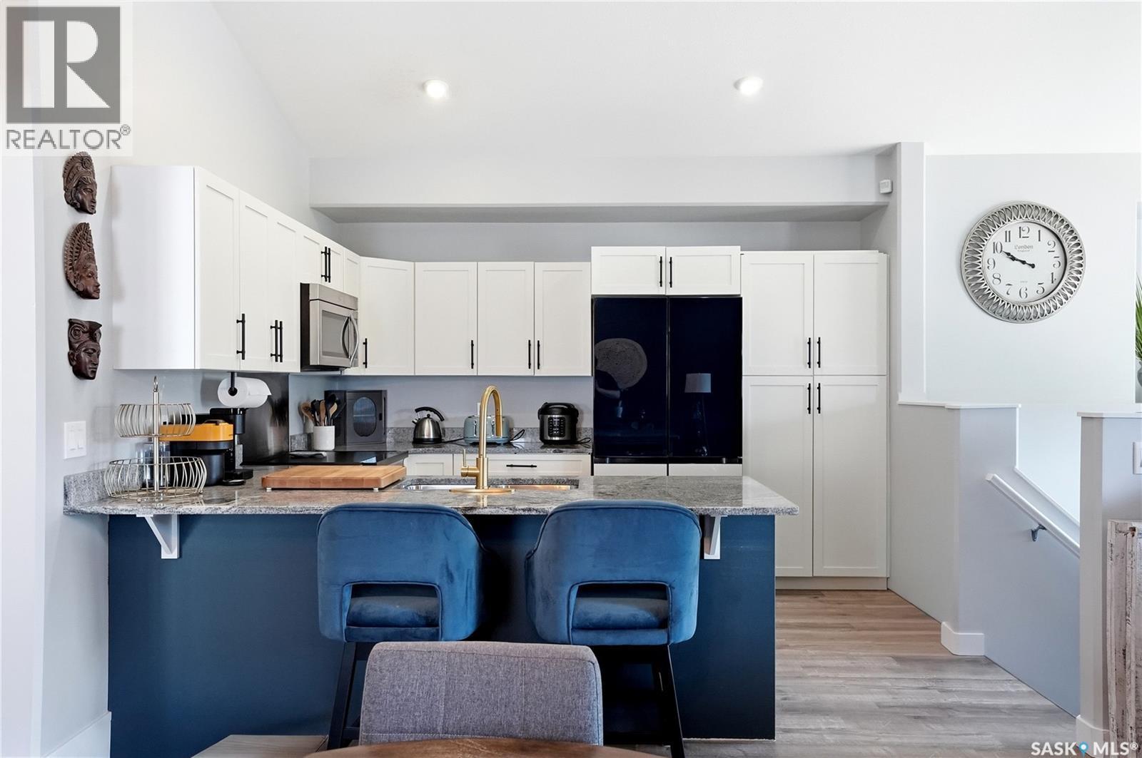 415 Boykowich Street, Saskatoon, SK - Indoor Photo Showing Kitchen