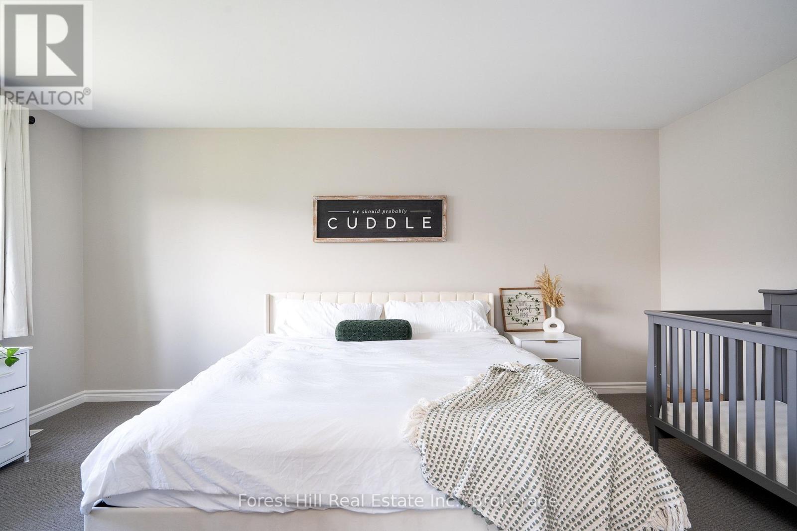 281 Springfield Crescent, Clearview (Stayner), ON - Indoor Photo Showing Bedroom