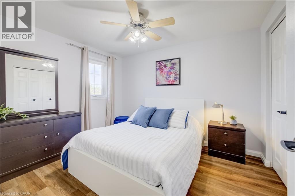 295 Oprington Place, Kitchener, ON - Indoor Photo Showing Bedroom