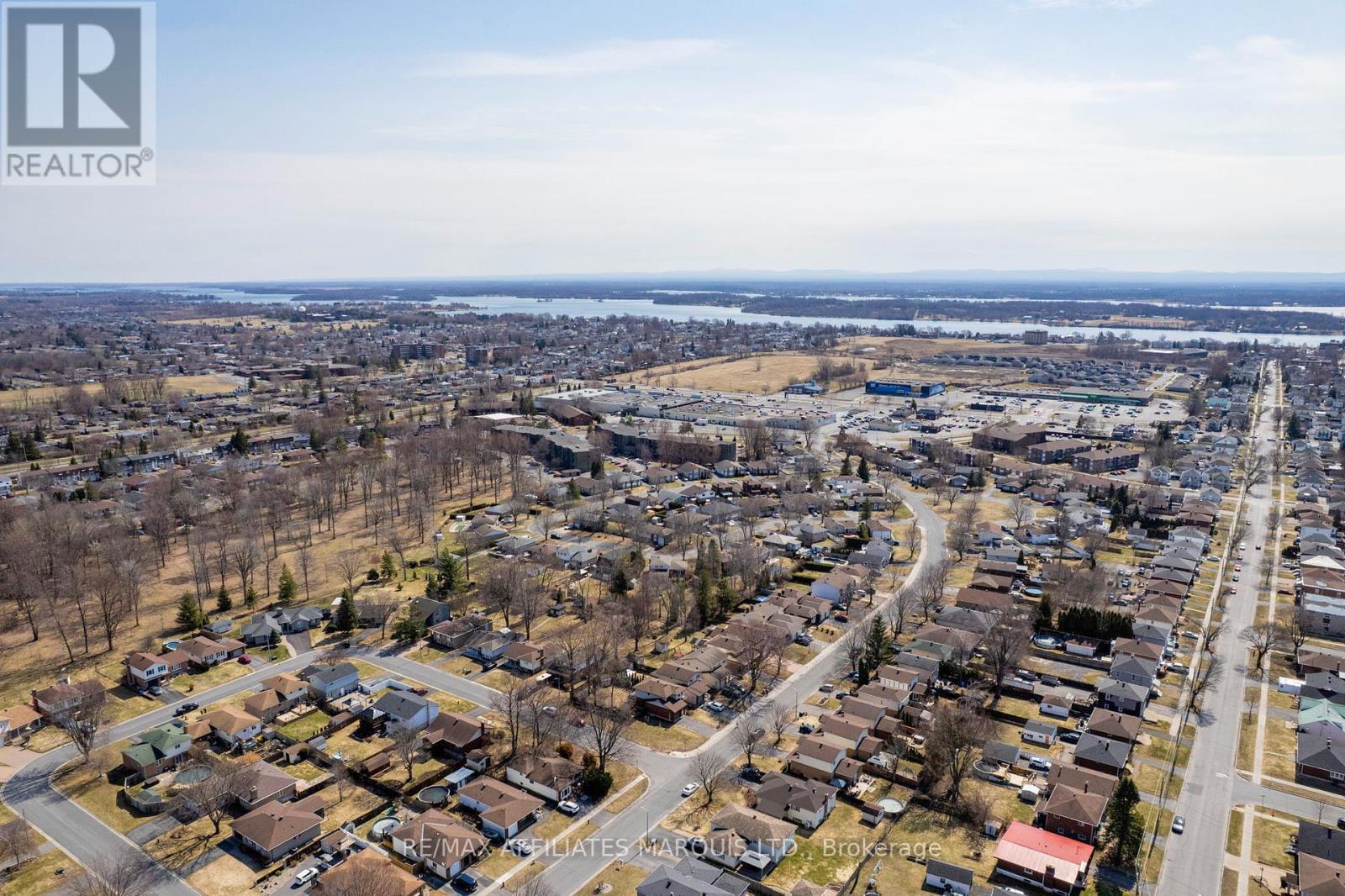 672 Champlain Drive, Cornwall, ON - Outdoor With View