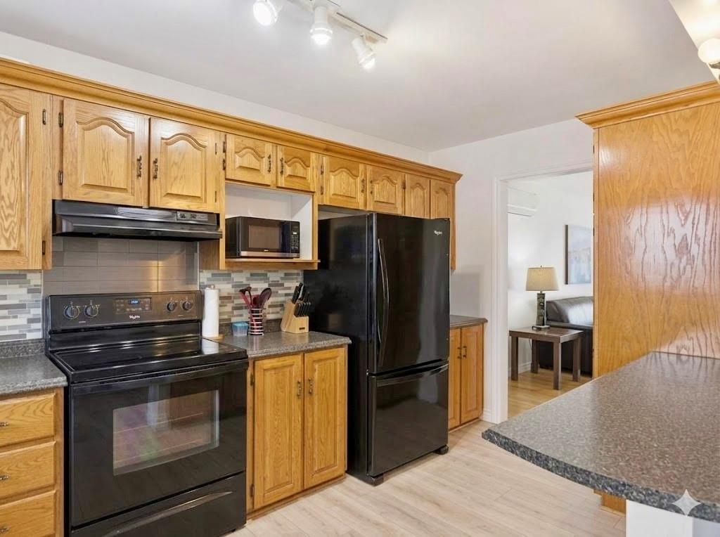 2 Henley Street, Gander, NL