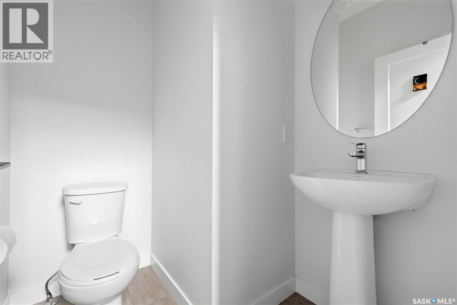 5416 Boyer Bay, Regina, SK - Indoor Photo Showing Bathroom