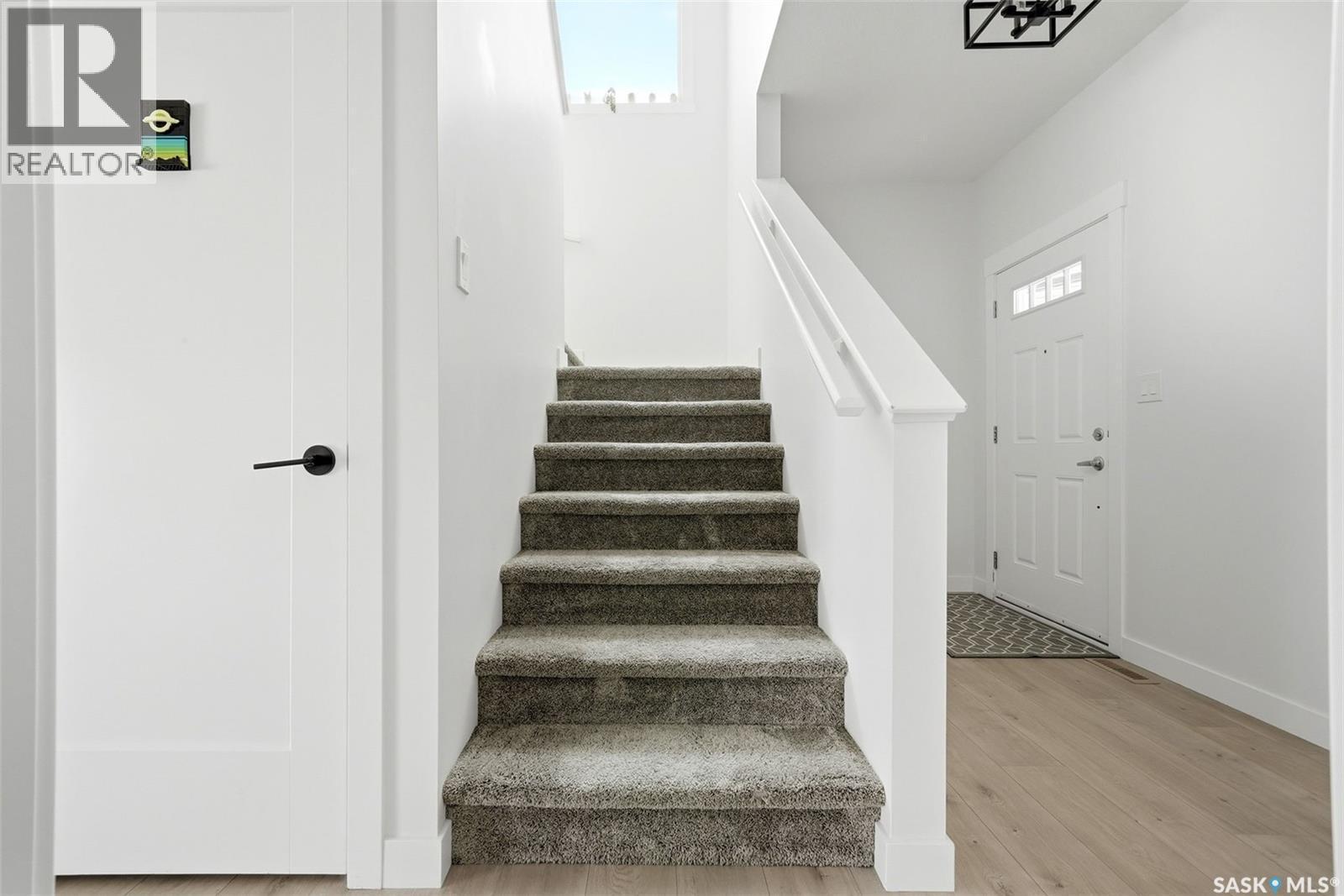 5416 Boyer Bay, Regina, SK - Indoor Photo Showing Other Room