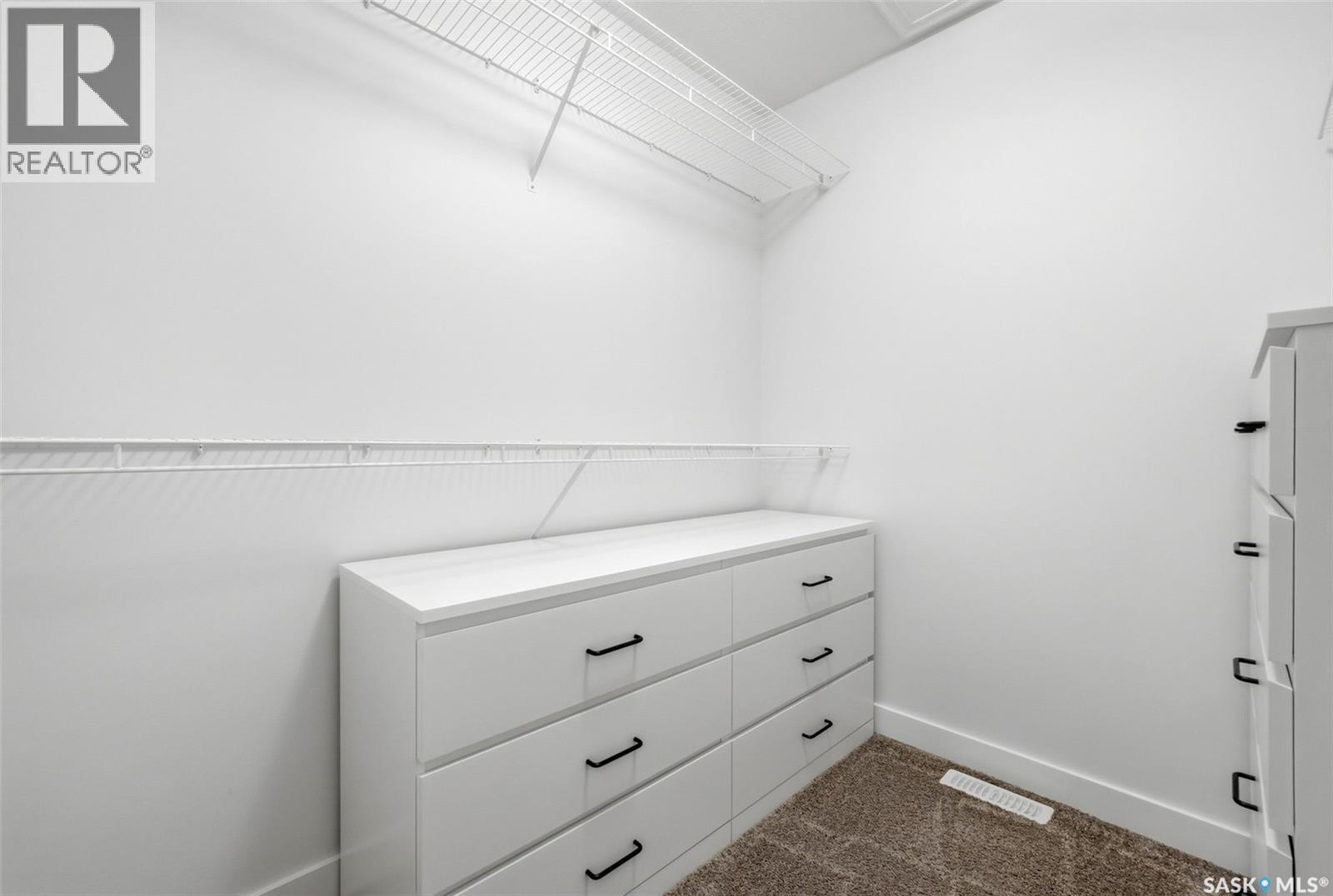 5416 Boyer Bay, Regina, SK - Indoor With Storage