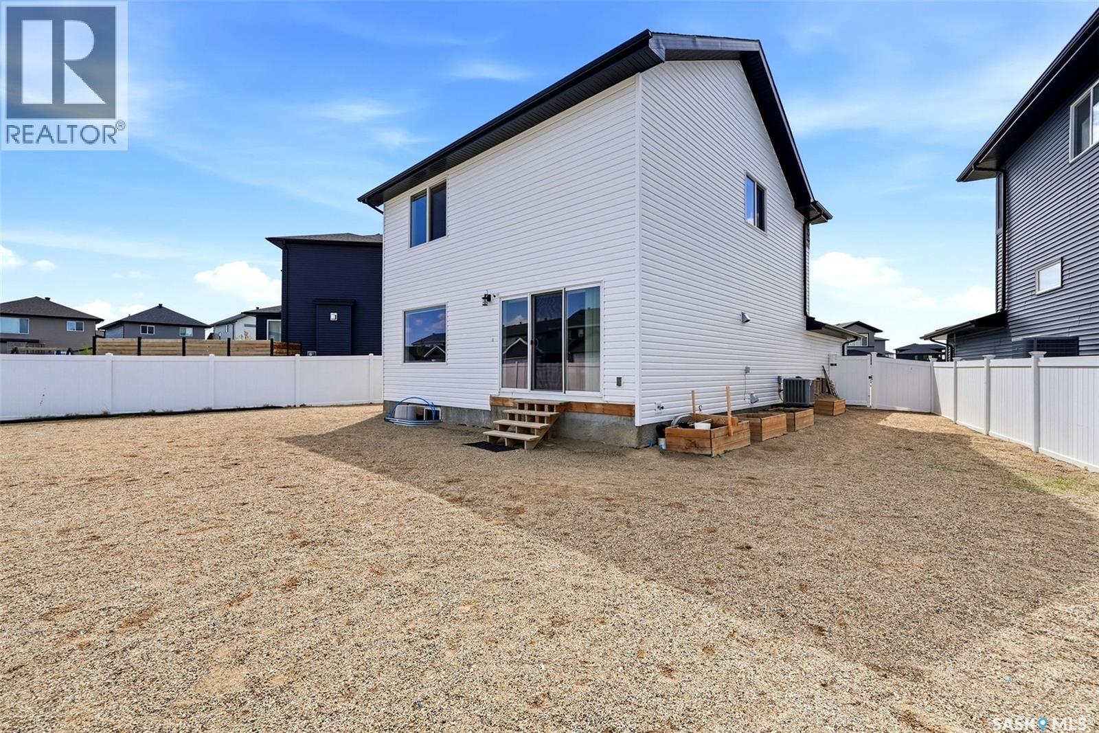 5416 Boyer Bay, Regina, SK - Outdoor With Exterior