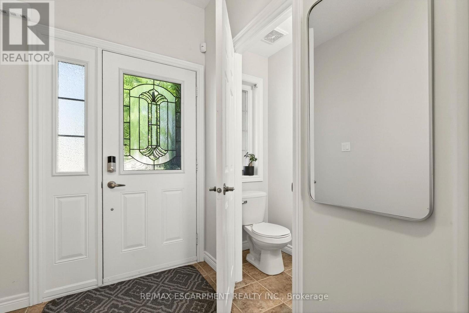 62 Fall Fair Way, Hamilton, ON - Indoor Photo Showing Other Room