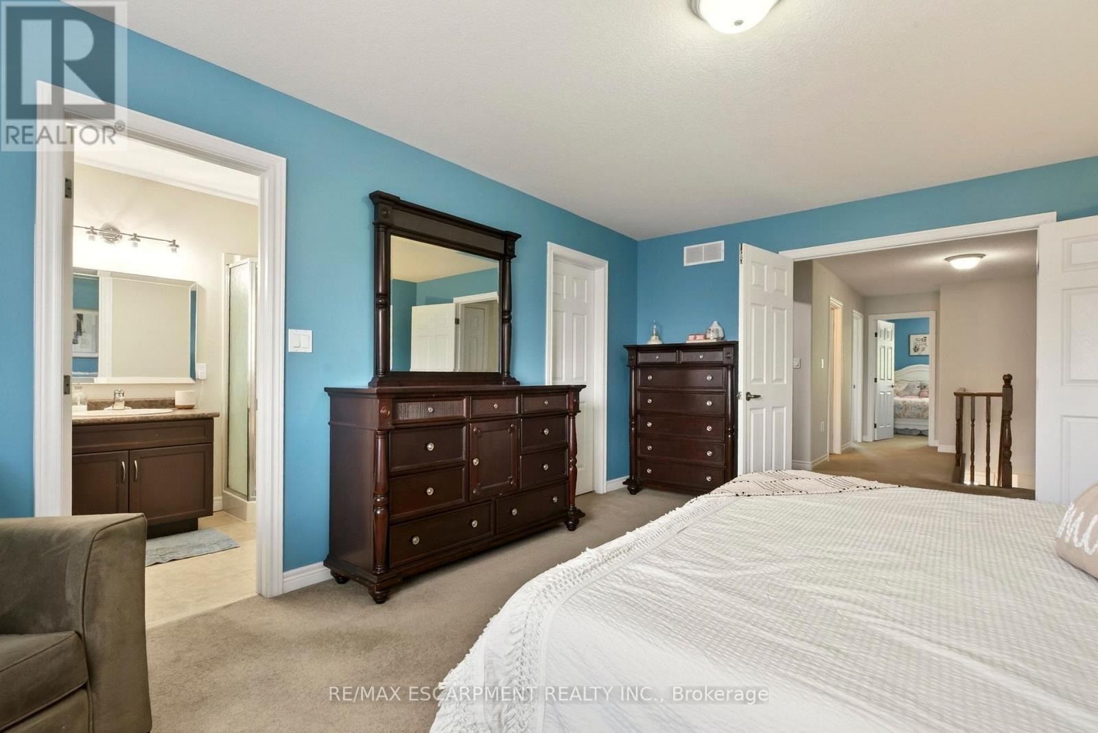 62 Fall Fair Way, Hamilton, ON - Indoor Photo Showing Bedroom