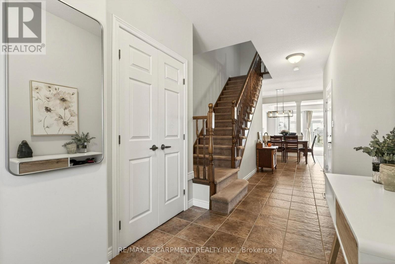 62 Fall Fair Way, Hamilton, ON - Indoor Photo Showing Other Room