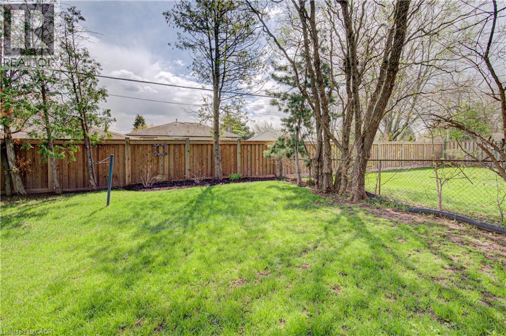 1486 Augustine Drive, Burlington, ON - Outdoor