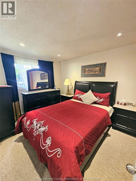 8232 Gregory Place, Windsor, ON - Indoor Photo Showing Bedroom