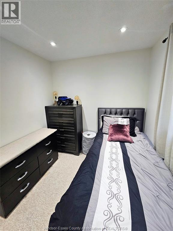 8232 Gregory Place, Windsor, ON - Indoor Photo Showing Bedroom