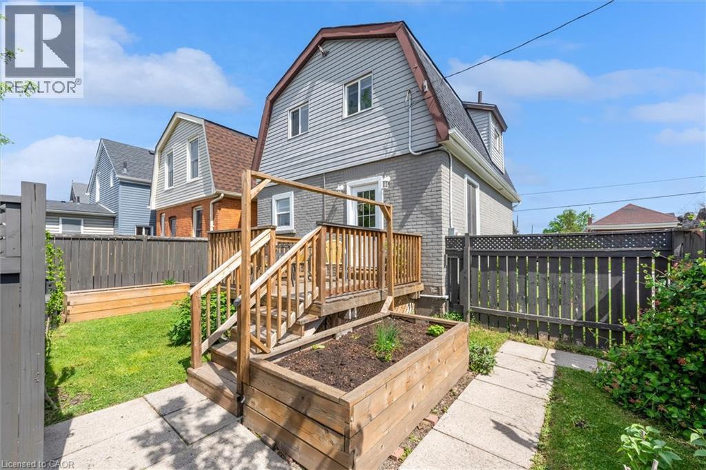 196 Campbell Avenue, Hamilton, ON - Outdoor