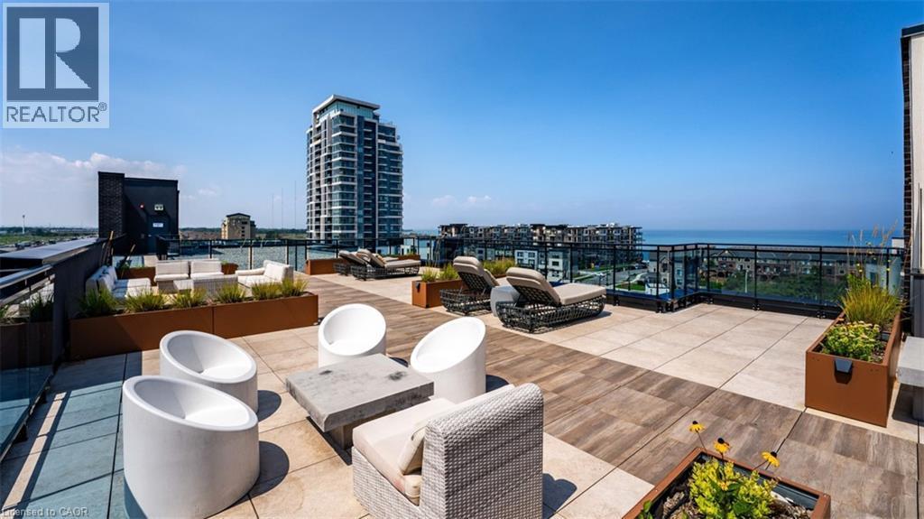 10 Concord Place Unit# 213, Grimsby, ON - Outdoor