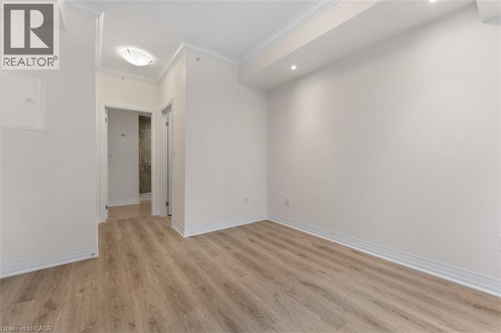 10 Concord Place Unit# 213, Grimsby, ON - Indoor Photo Showing Other Room