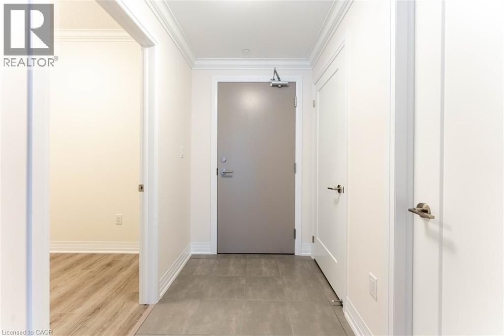10 Concord Place Unit# 213, Grimsby, ON - Indoor Photo Showing Other Room