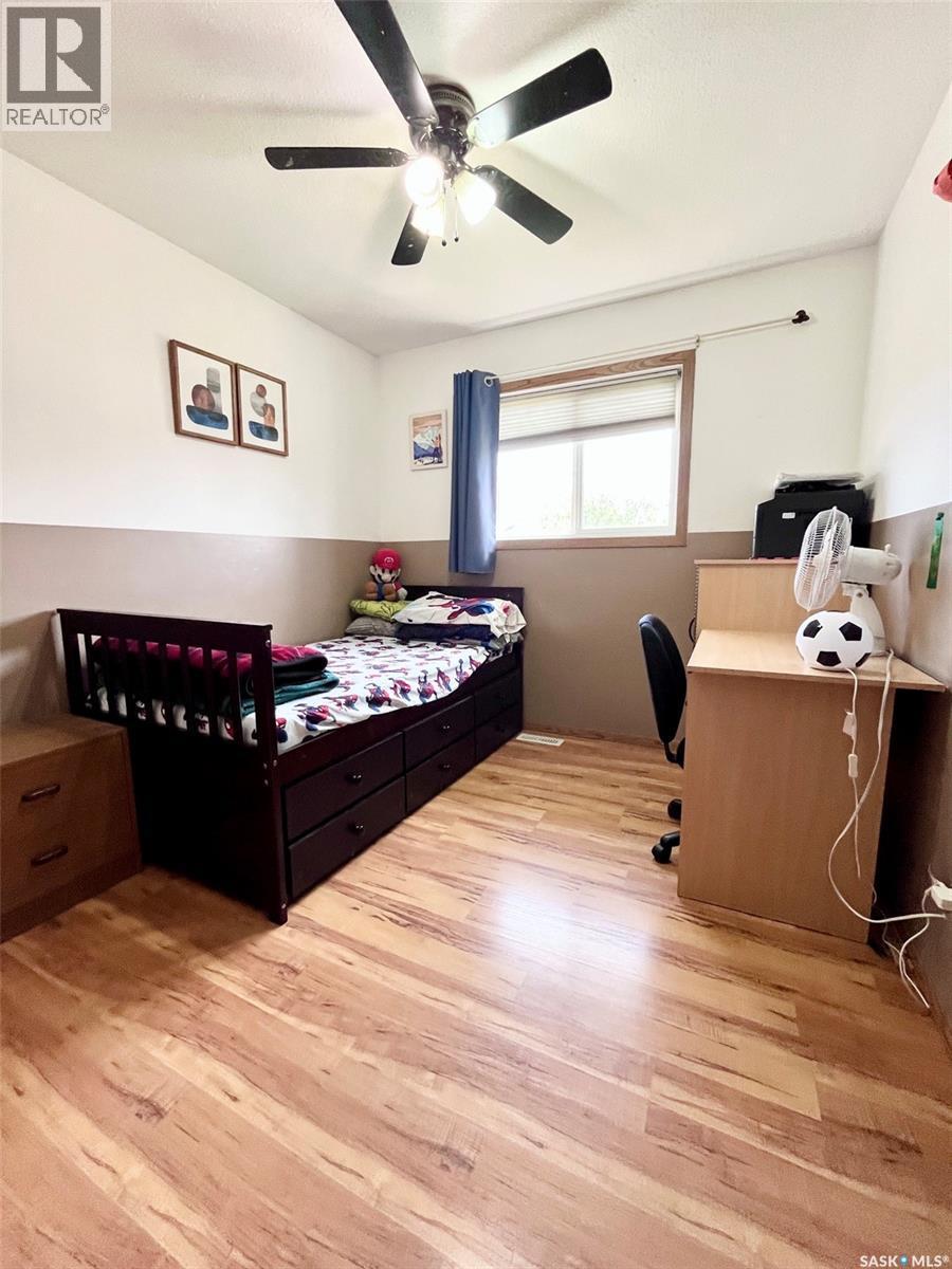 3150 3Rd Avenue E, Prince Albert, SK - Indoor Photo Showing Bedroom