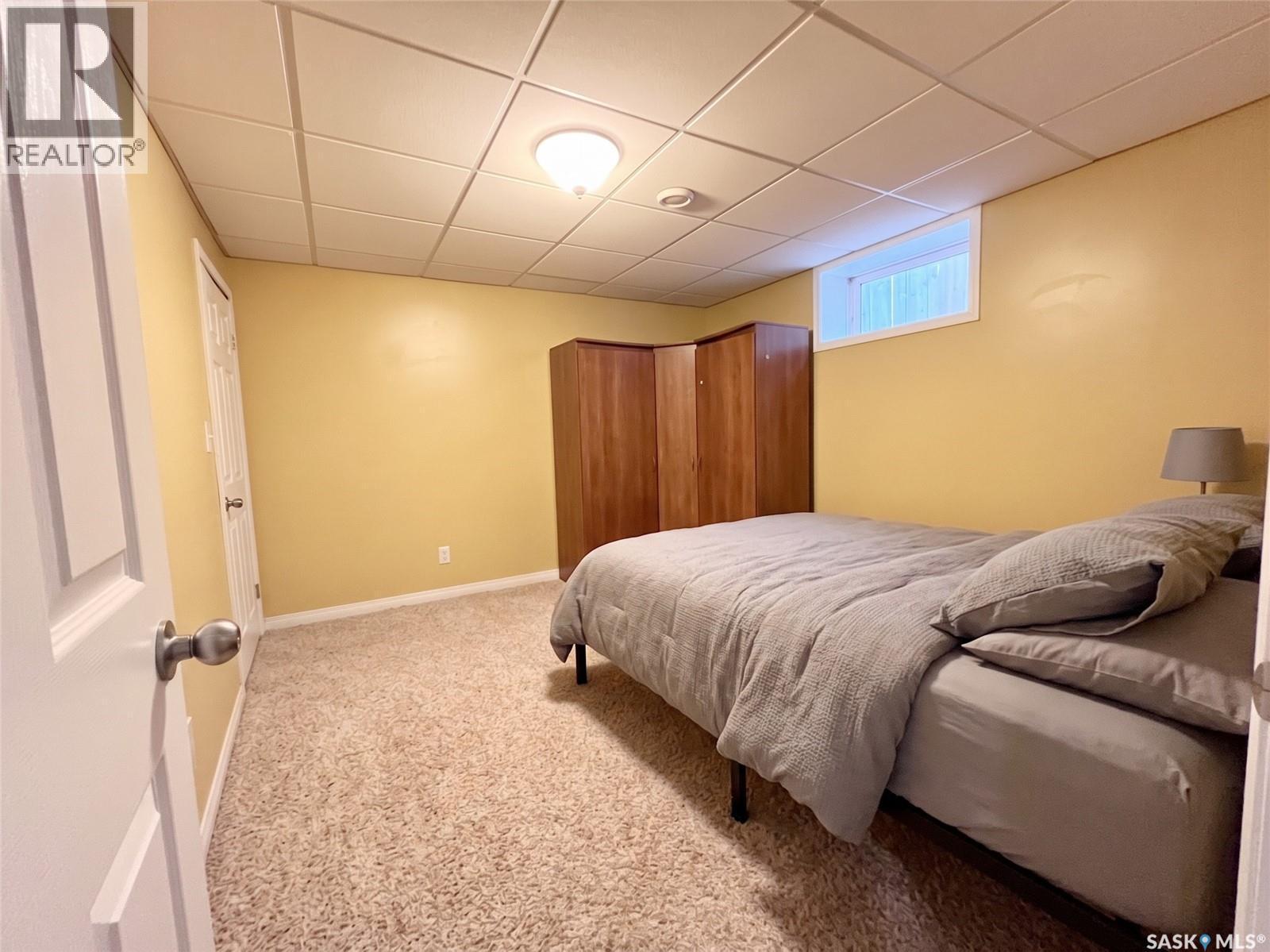 3150 3Rd Avenue E, Prince Albert, SK - Indoor