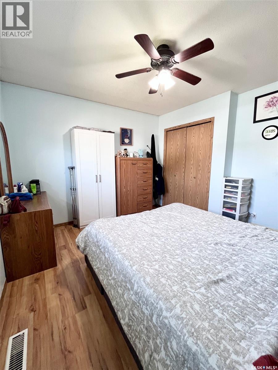 3150 3Rd Avenue E, Prince Albert, SK - Indoor Photo Showing Bedroom