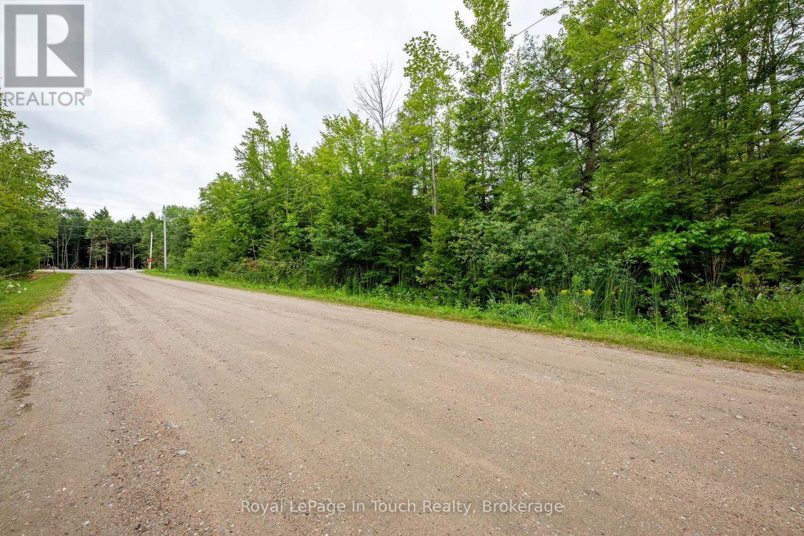 Tomahawk Cr Streetscape - Lt 484 Tomahawk Crescent, Tiny, ON