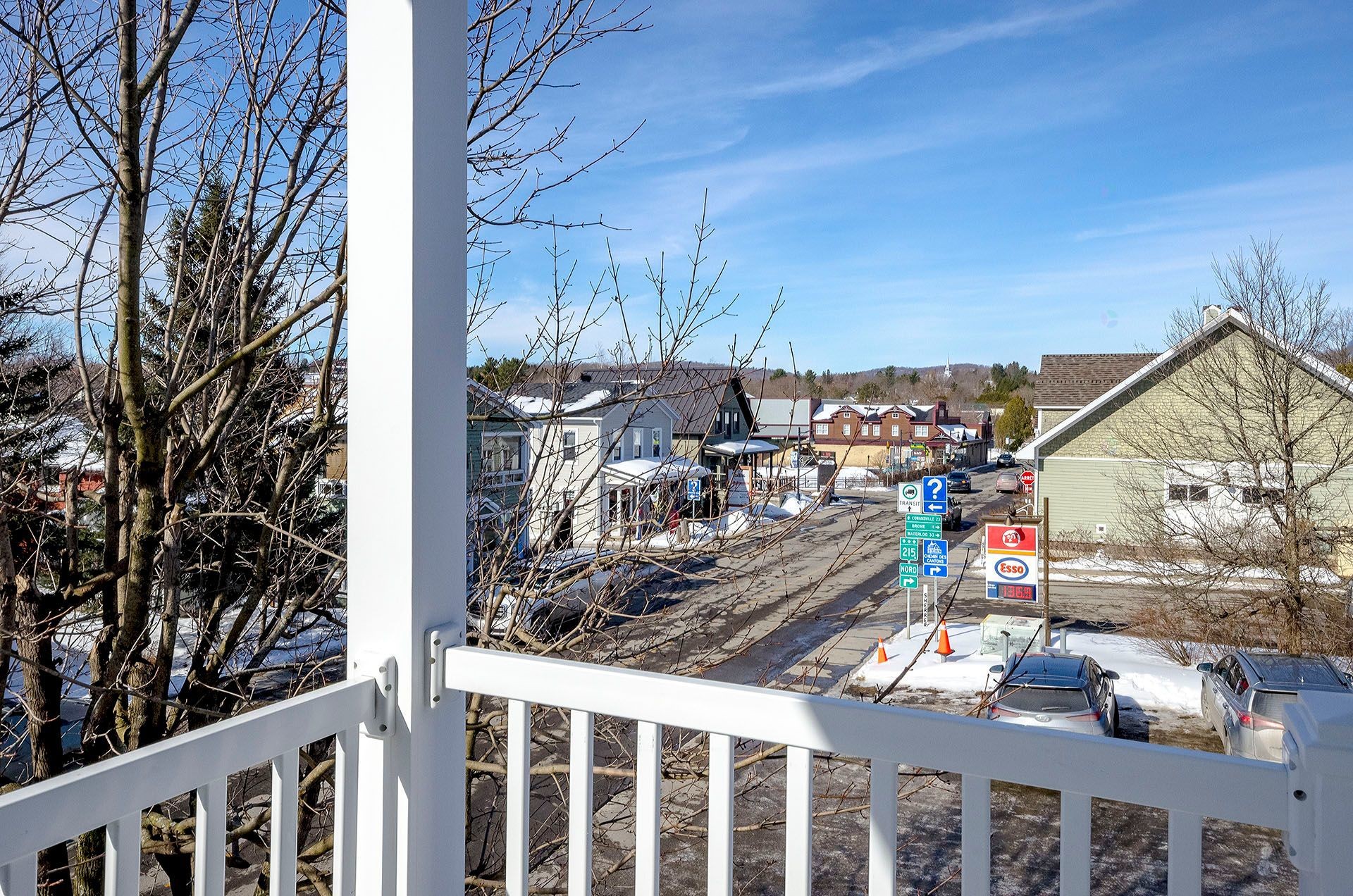 Balcon - 22 Rue Principale N., Sutton, QC - Outdoor