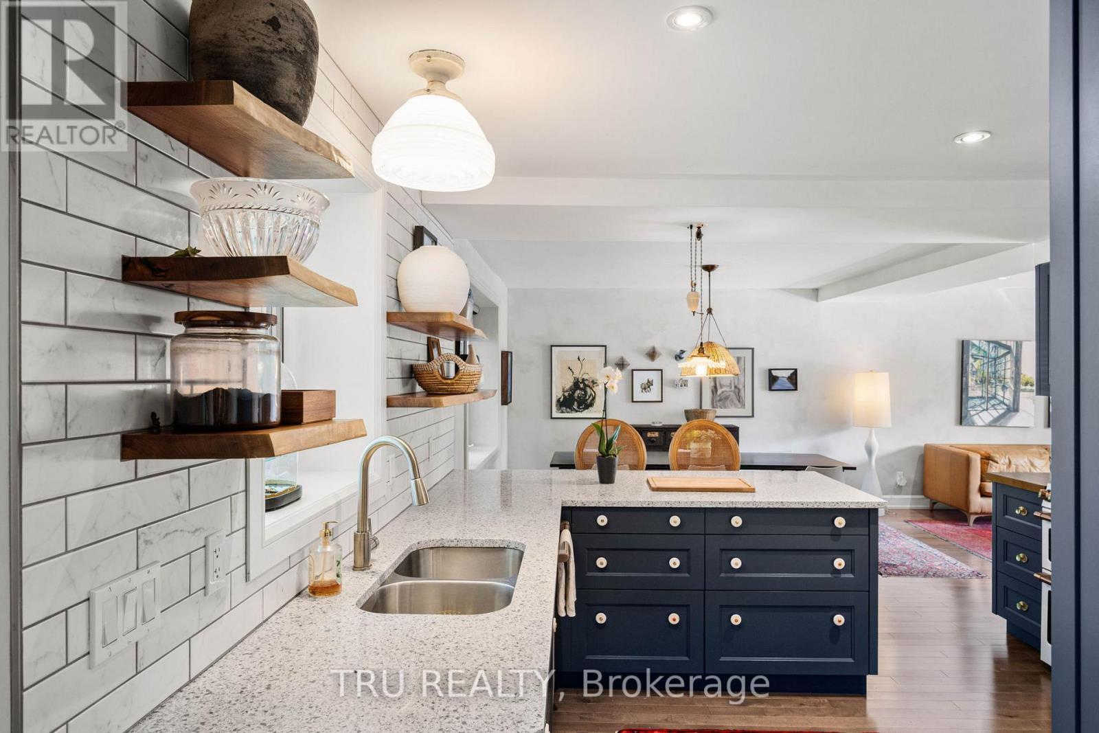 64 Stevenson Avenue, Ottawa, ON - Indoor Photo Showing Kitchen With Double Sink