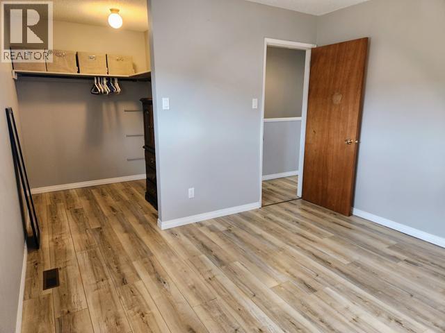 116 Kitza Avenue, Faro, YT - Indoor Photo Showing Other Room