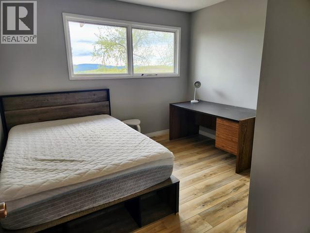 116 Kitza Avenue, Faro, YT - Indoor Photo Showing Bedroom
