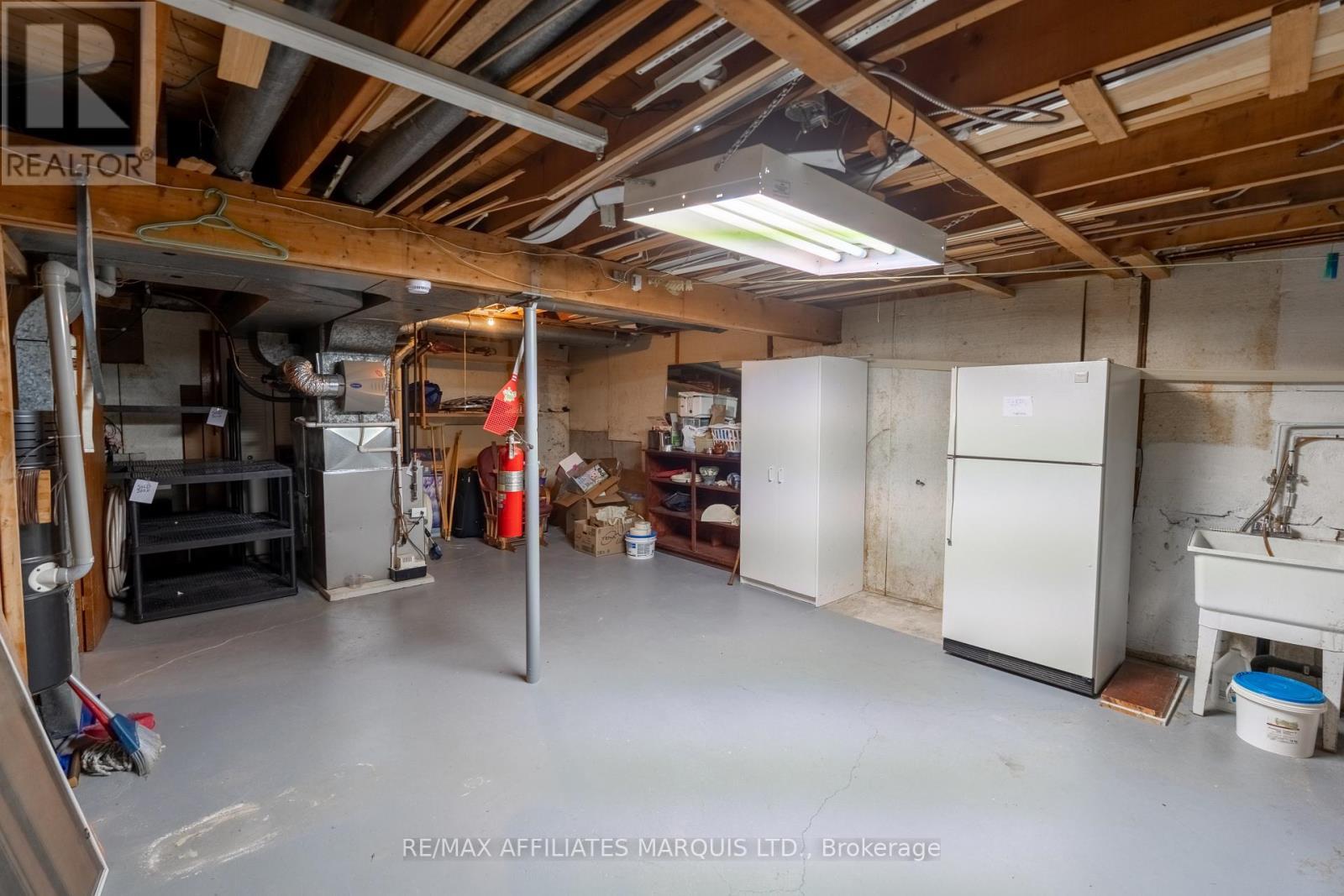 429 Beach Avenue, Cornwall, ON - Indoor Photo Showing Basement