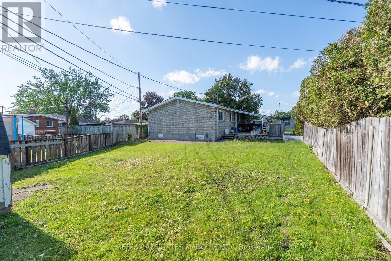 429 Beach Avenue, Cornwall, ON - Outdoor