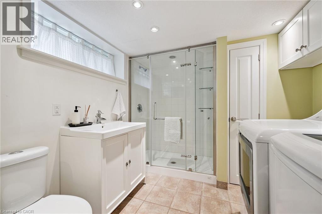 793 Belmont Avenue W, Kitchener, ON - Indoor