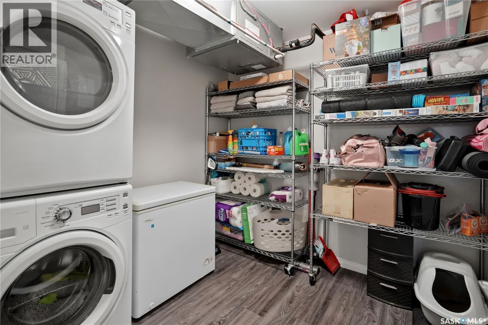 305 2452 Killdeer Drive, North Battleford, SK - Indoor Photo Showing Laundry Room
