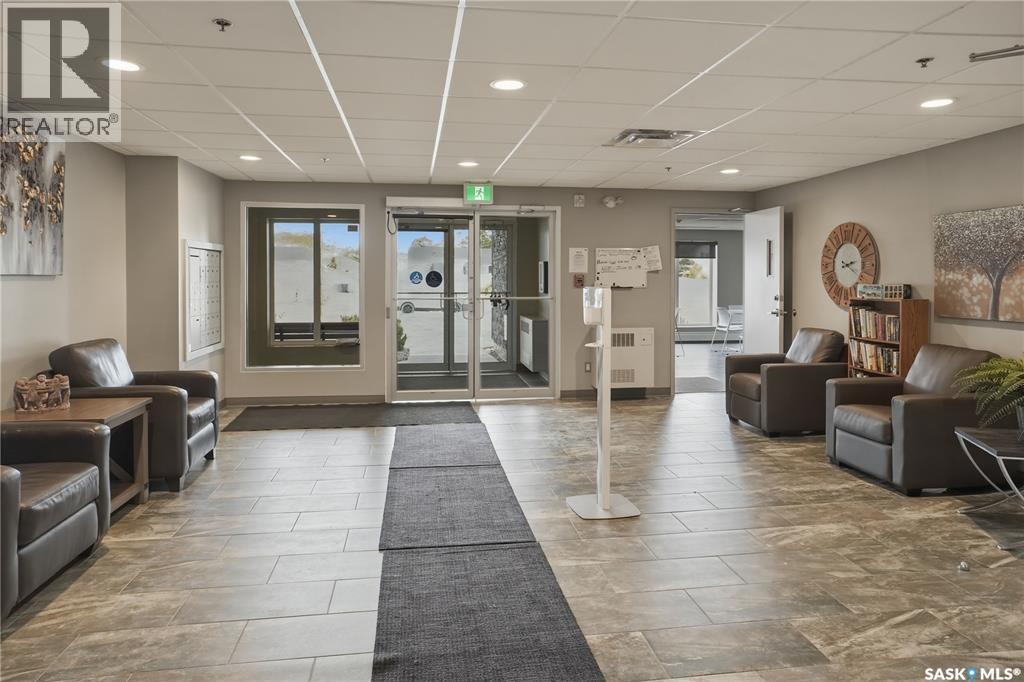 305 2452 Killdeer Drive, North Battleford, SK - Indoor