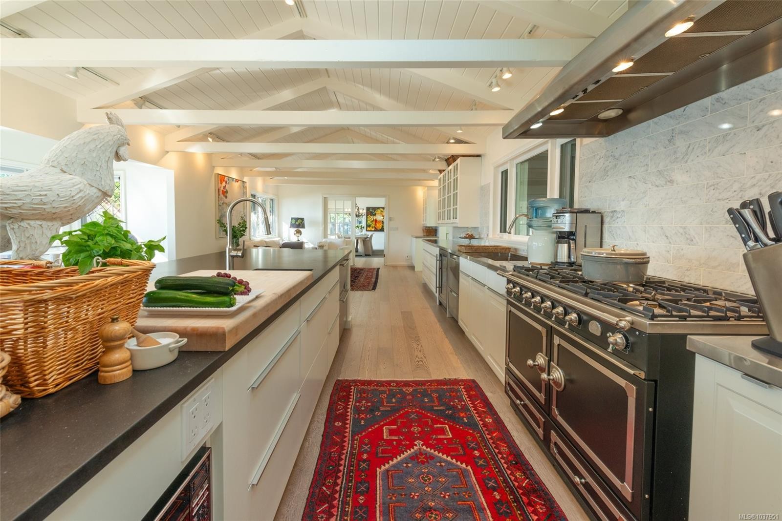 123 Swan Point Rd, Salt Spring, BC