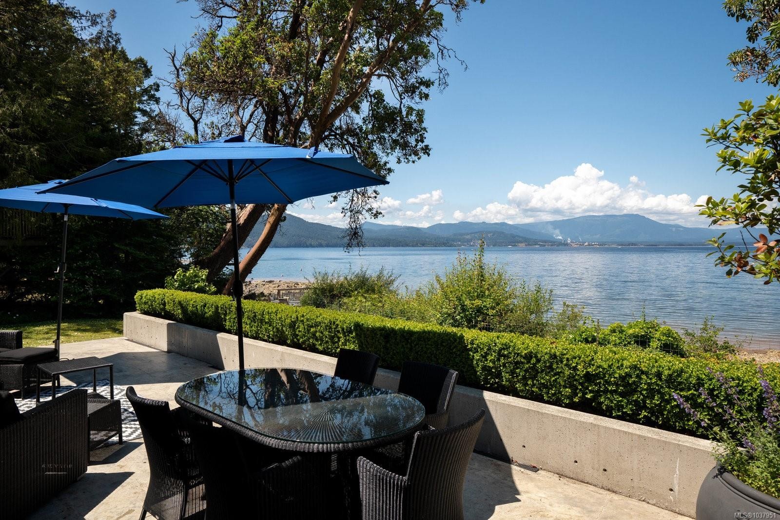 123 Swan Point Rd, Salt Spring, BC