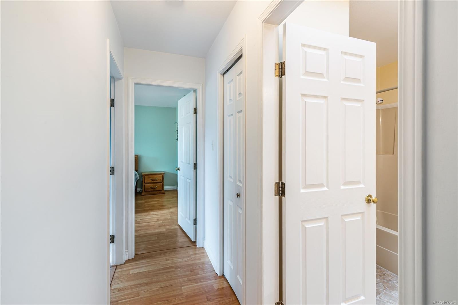 #103-240 Stanford Ave East, Parksville, BC