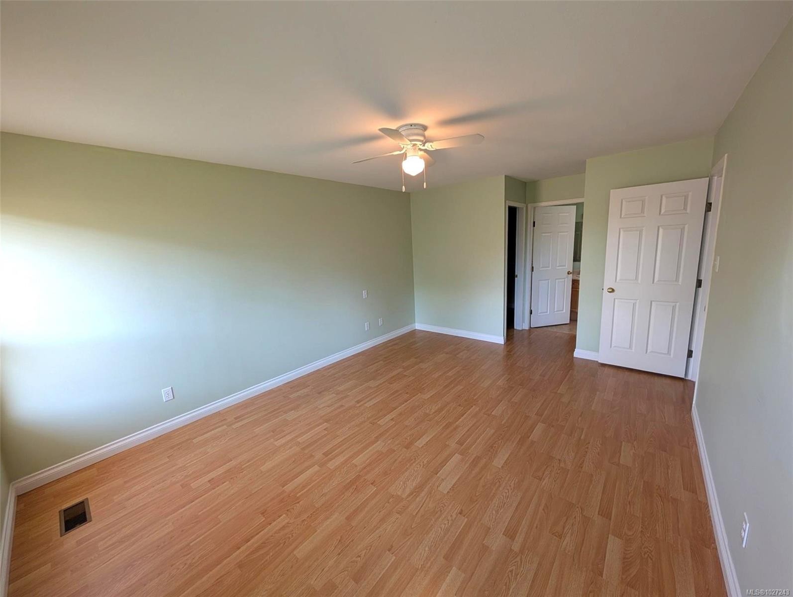 #103-240 Stanford Ave East, Parksville, BC