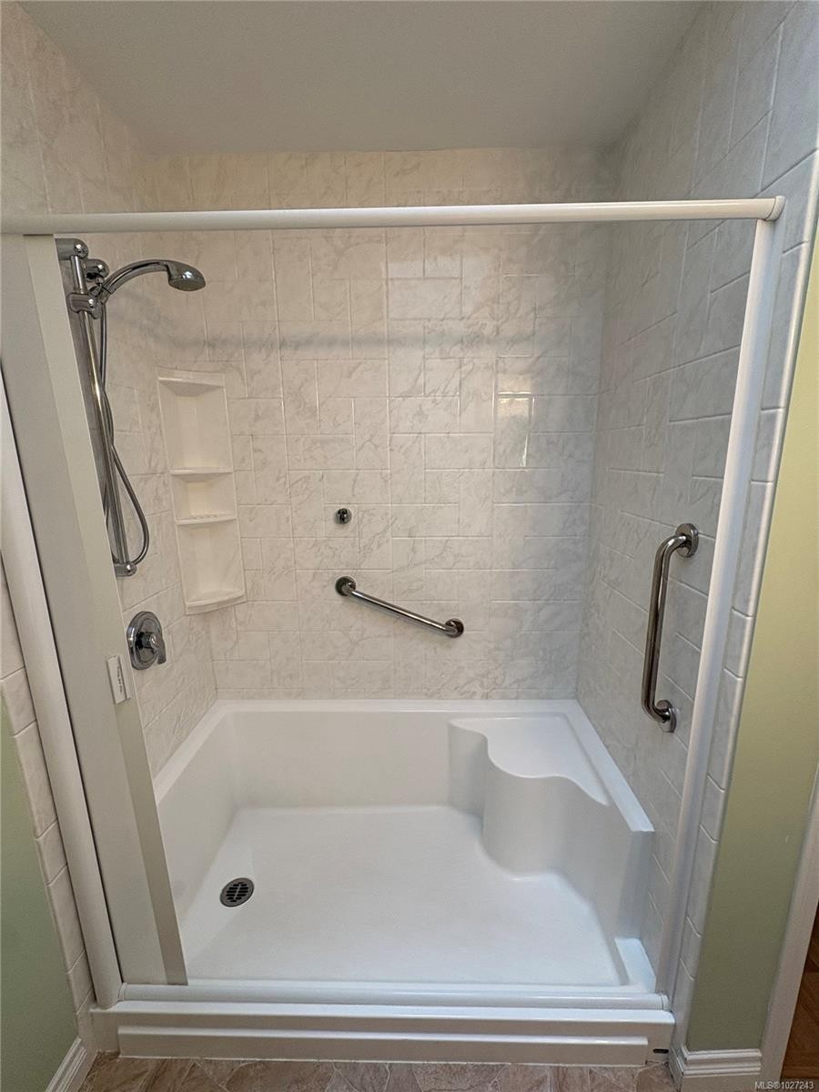 #103-240 Stanford Ave East, Parksville, BC