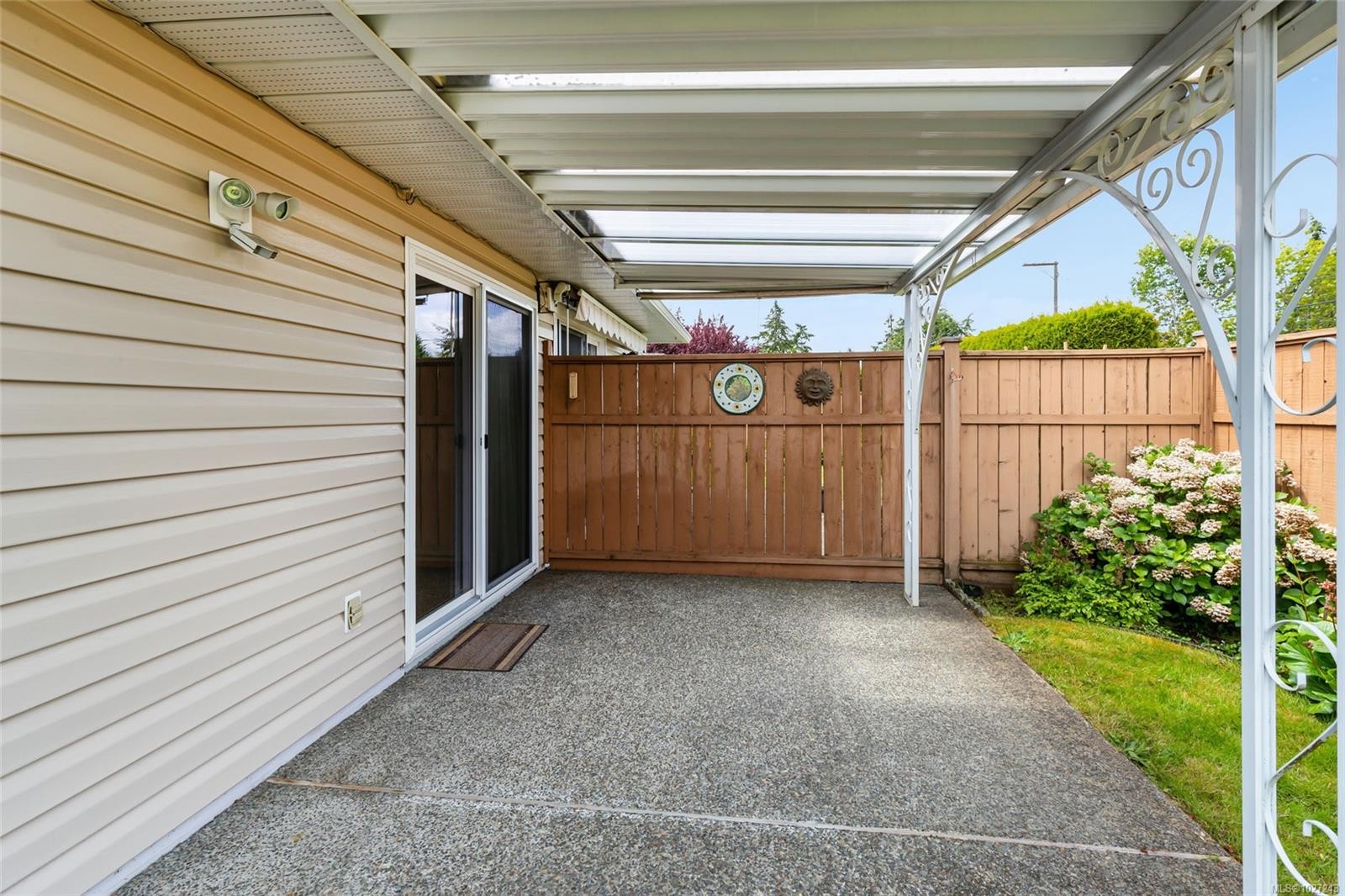 #103-240 Stanford Ave East, Parksville, BC