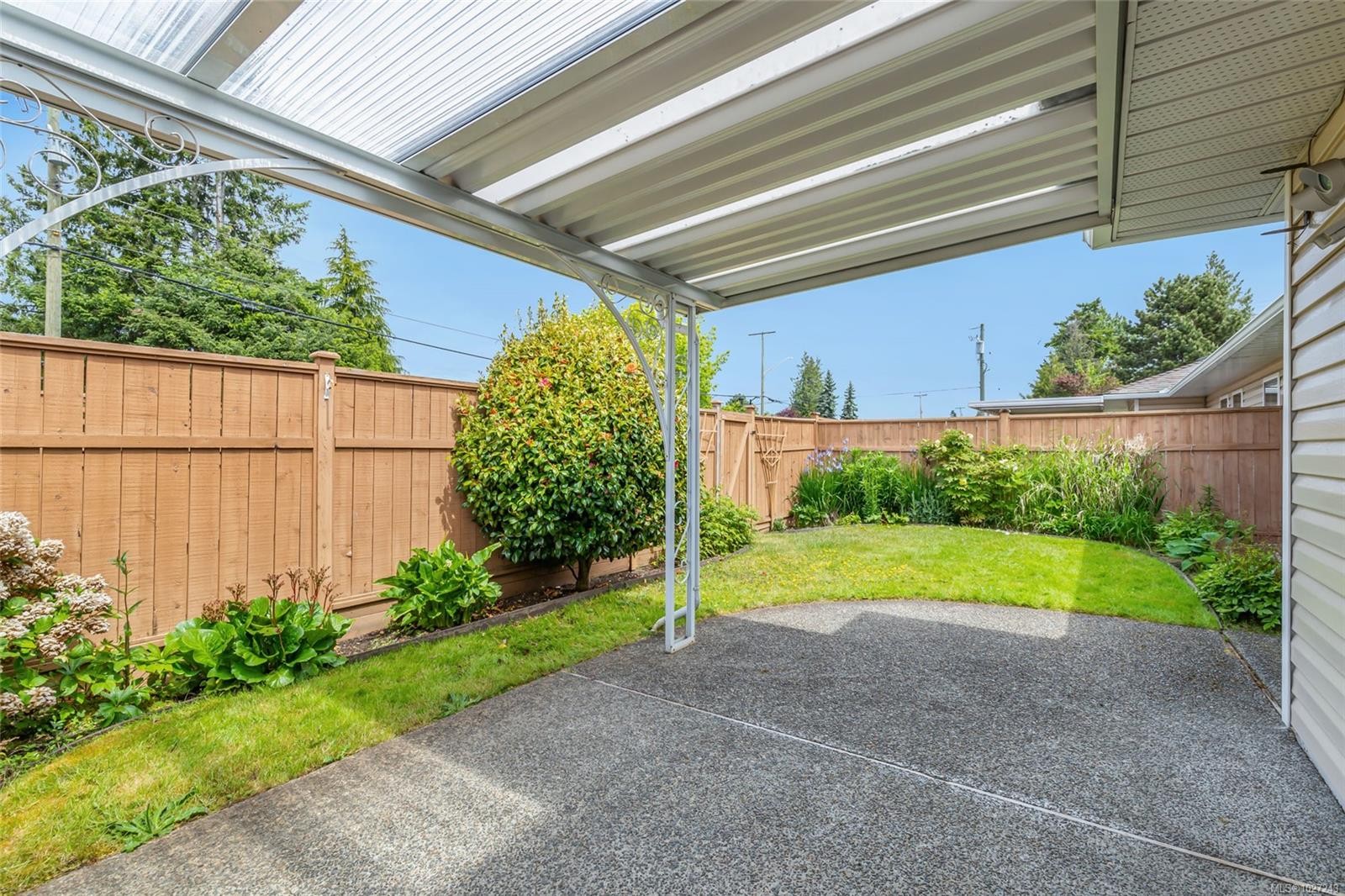 #103-240 Stanford Ave East, Parksville, BC