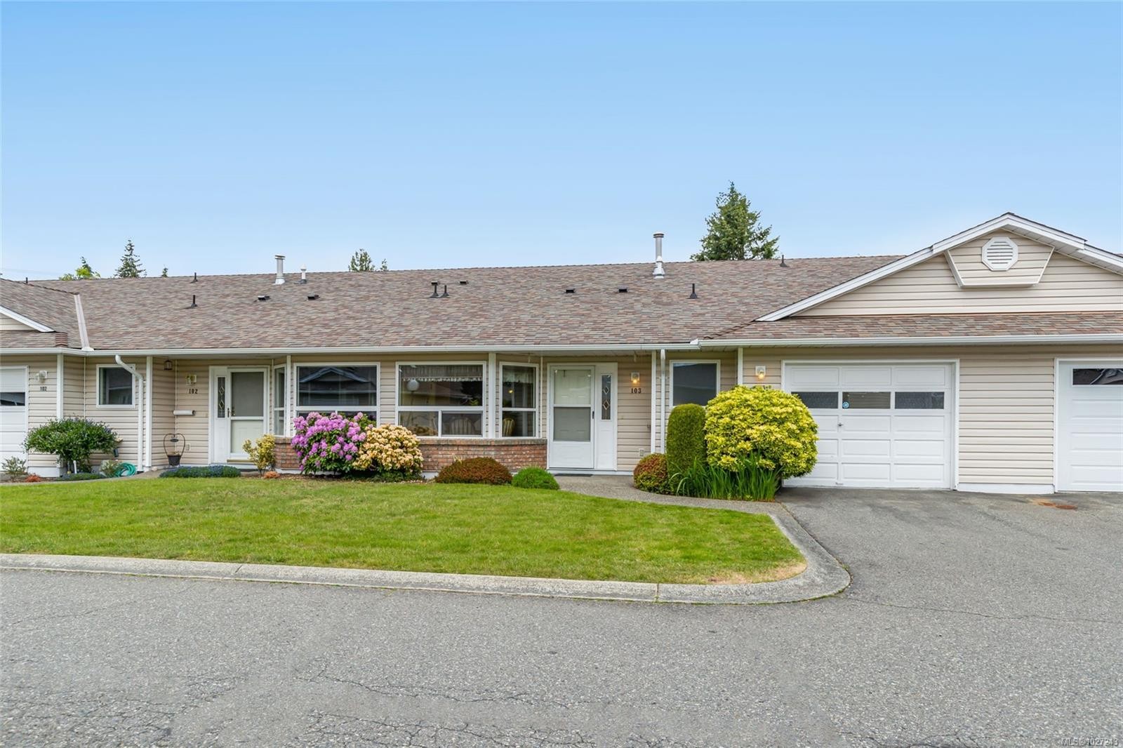 #103-240 Stanford Ave East, Parksville, BC
