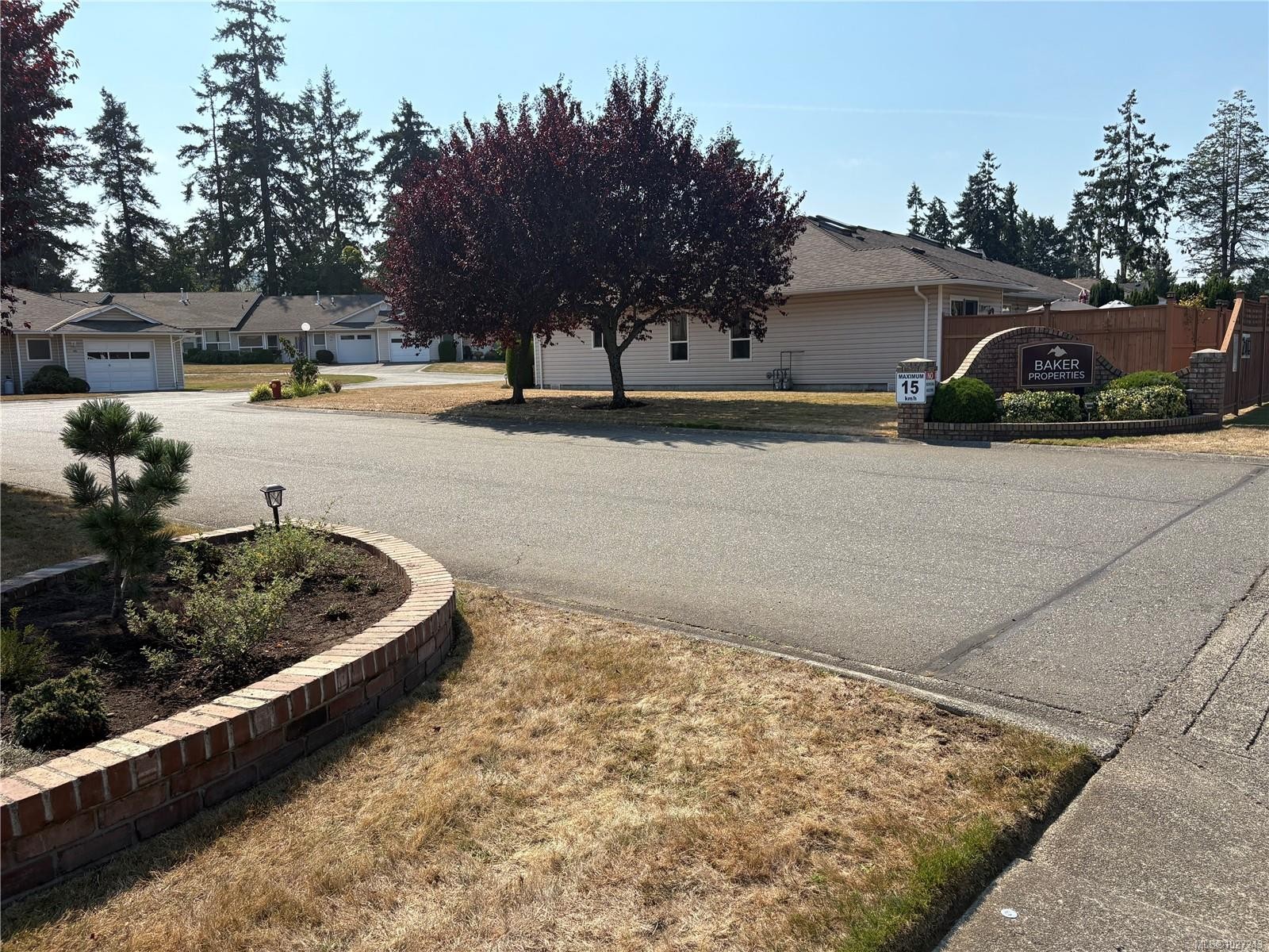 #103-240 Stanford Ave East, Parksville, BC