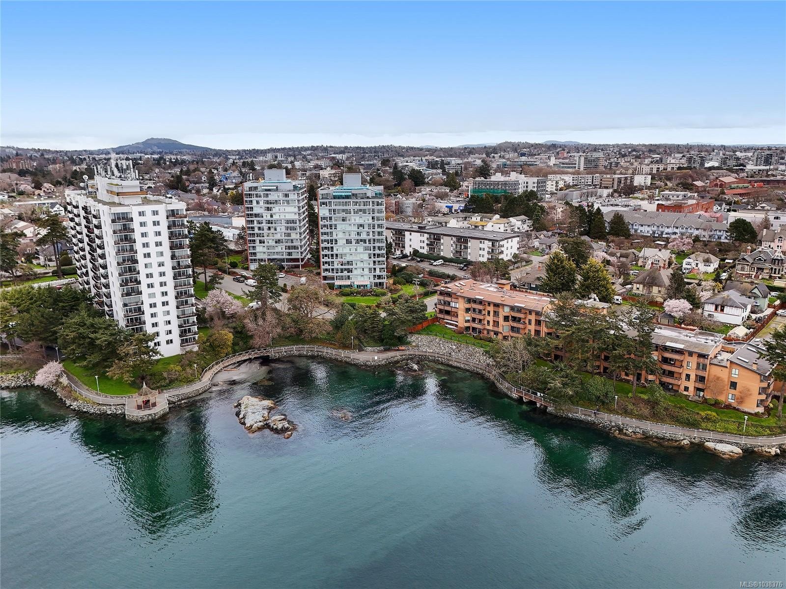 #1101-327 Maitland St, Victoria, BC - Outdoor With Body Of Water With View