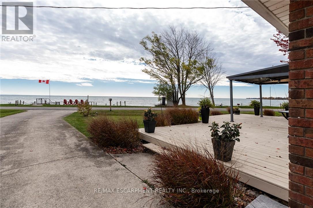577 Edgewater Place, Haldimand, ON - Outdoor With View