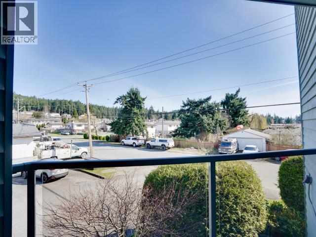 8-3818 Joyce Ave, Powell River, BC - Outdoor With Balcony With View