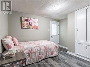 15 Spiers Crescent, Cambridge, ON - Indoor Photo Showing Bedroom