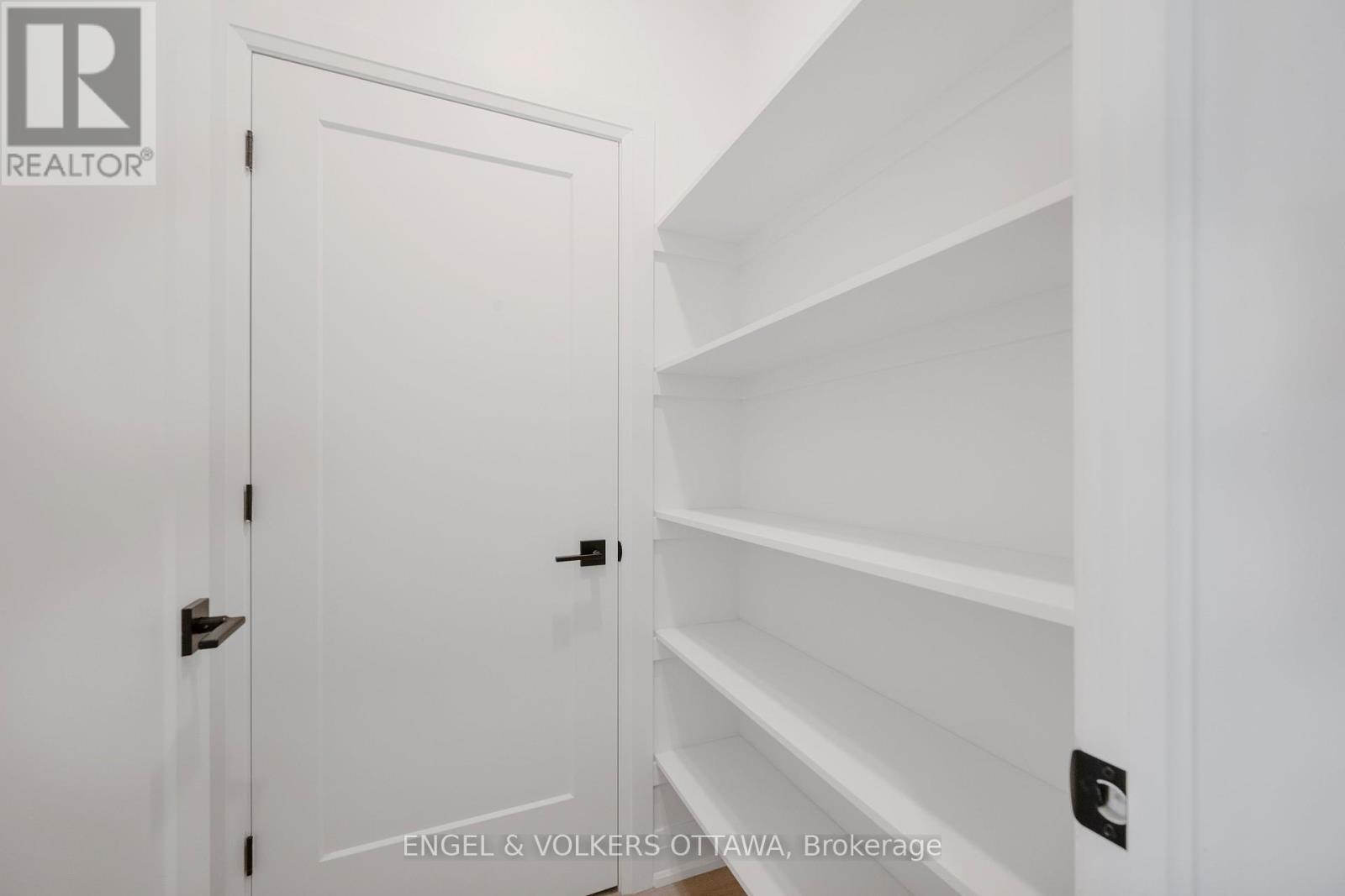 75A Granton Avenue, Ottawa, ON - Indoor Photo Showing Other Room