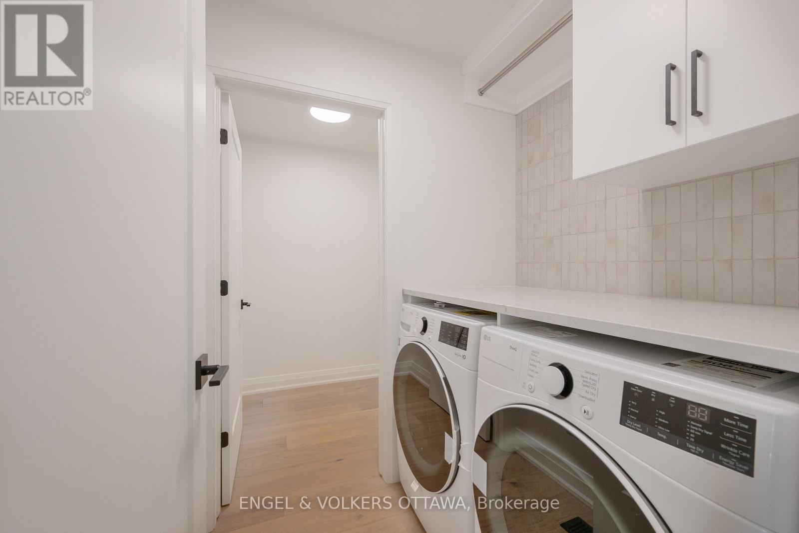 75A Granton Avenue, Ottawa, ON - Indoor Photo Showing Laundry Room