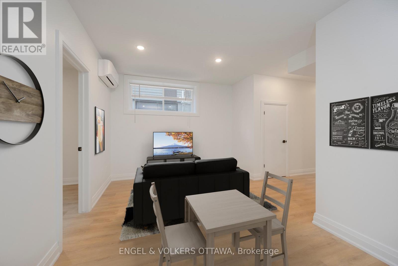 SDU - Virtually Staged - 75A Granton Avenue, Ottawa, ON - Indoor